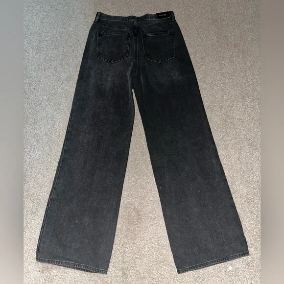 NWT Express Wide Leg High Rise Women Jeans
Black Washed - Picture 2 of 3